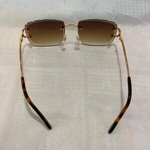 Cartier Classic Sunglasses With Brown Gradient Lenses And Petal Frames